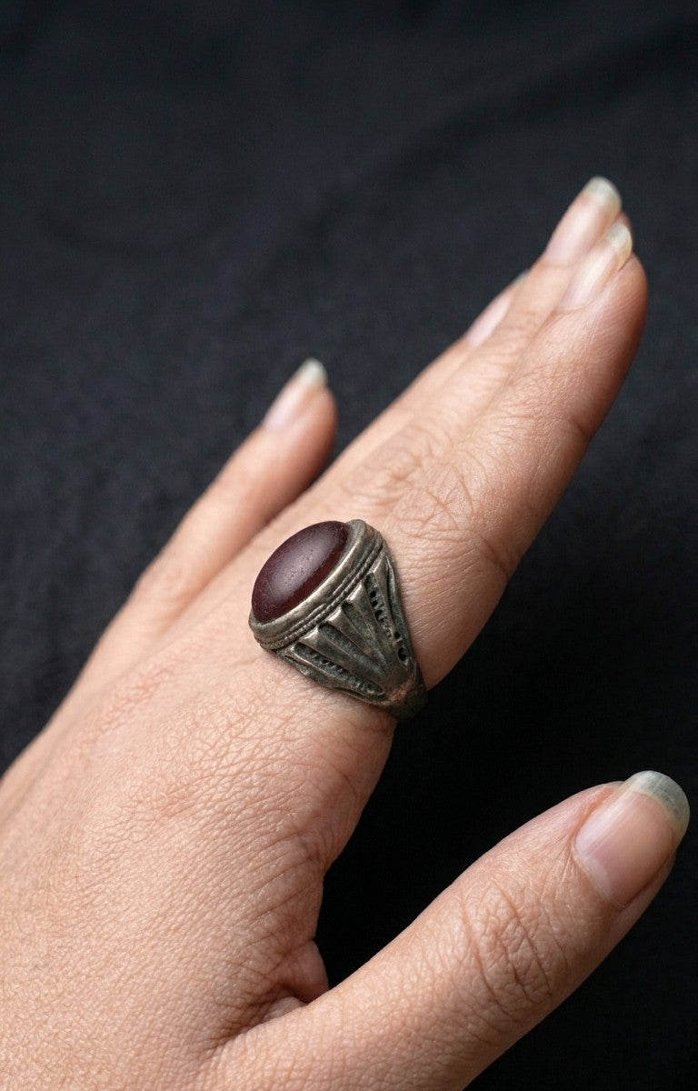 Shreya Vintage Ring