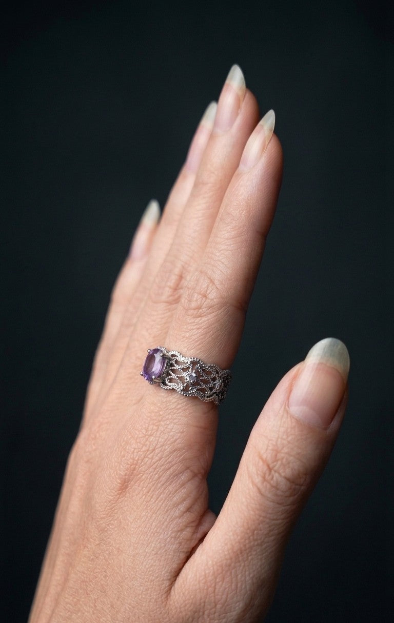 Jhanu Adjustable Ring