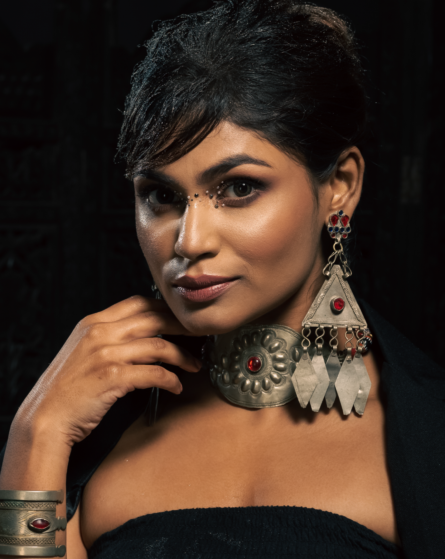 Irtiqaa Turkmeni Earrings